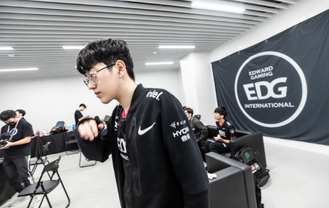 这一现象不 这一现象不