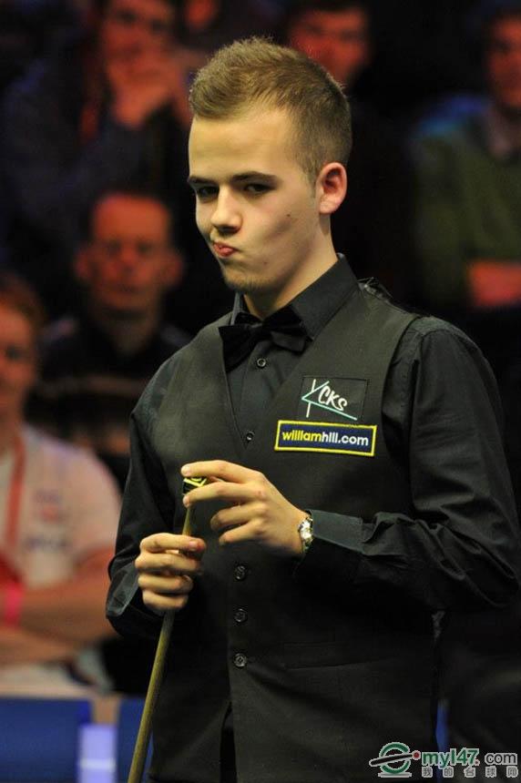 在激烈的比 在激烈的比