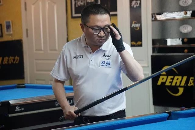 一个向世界 一个向世界